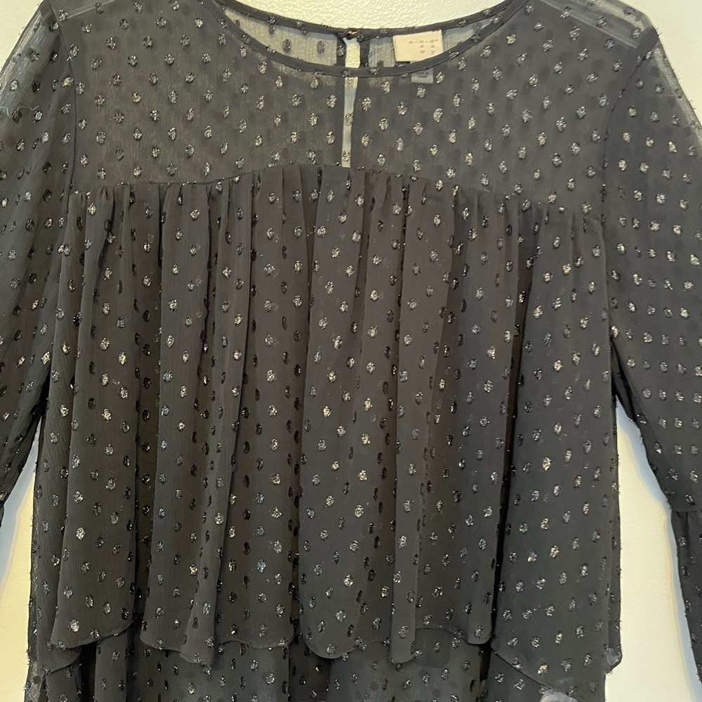 Bell sleeve blouse - Picture 7 of 8